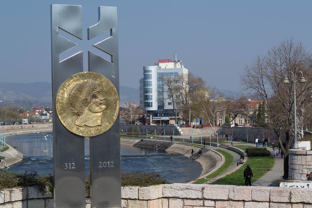 Hotel Niski Cvet Екстер'єр фото